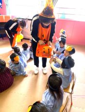 ハロウィン会〈１､２歳児〉 令和３（2021）年10月29日