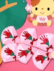母の日プレゼント製作〈１歳児〉 令和４（2022）年４月18~20日