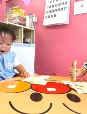 スタンプ遊び〈１歳〉 令和４（2022）年８月４､５日